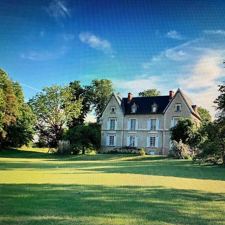 Bed and Breakfast Le Donjon D'Anthon Exterior foto